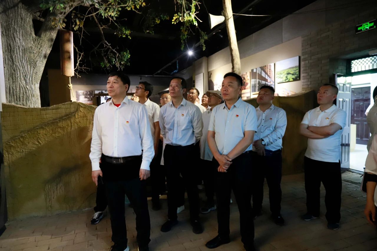 砥礪初心使命，汲取奮進(jìn)力量丨花花牛乳業(yè)集團(tuán)黨委組織開(kāi)展學(xué)習(xí)“焦裕祿精神”主題黨日活動(dòng)